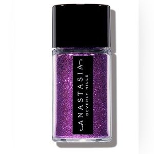 Anastasia Beverly Hills - loose glitter “In the moment”